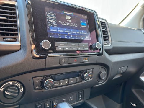 Used 2023 Nissan Frontier SV w/ SV Convenience Package AWD/4WD image 12