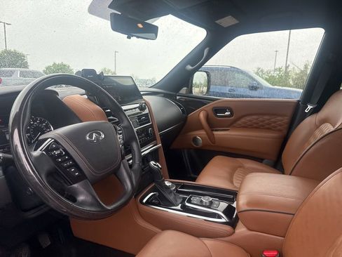Used 2024 INFINITI QX80 Sensory w/ Cargo Package AWD/4WD image 18