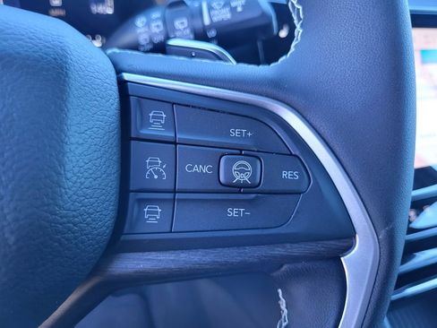 New 2026 Jeep Grand Cherokee Altitude AWD/4WD image 26
