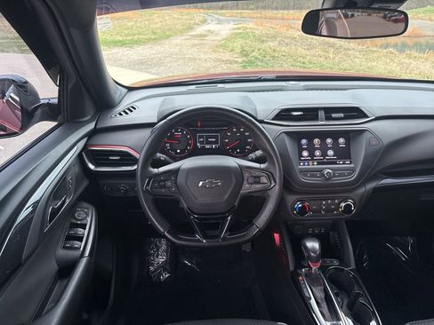 Used 2022 Chevrolet TrailBlazer RS FWD image 40