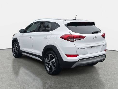 Used 2017 Hyundai Tucson Sport image 7