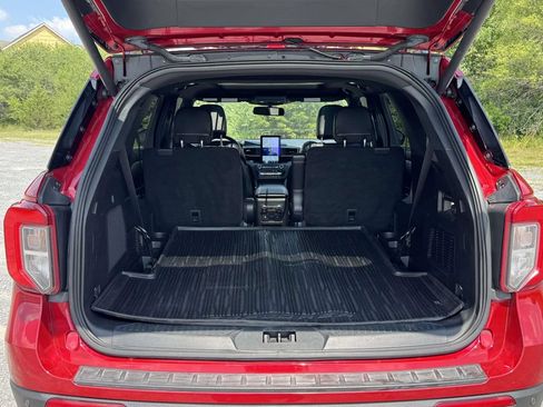 Used 2020 Ford Explorer ST w/ ST Street Pack AWD/4WD image 30