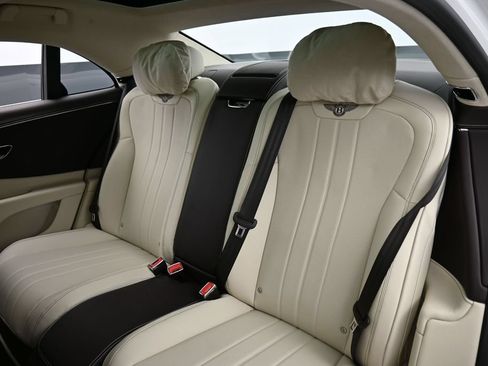 New 2026 Bentley Flying Spur Plug-In Hybrid AWD/4WD image 24