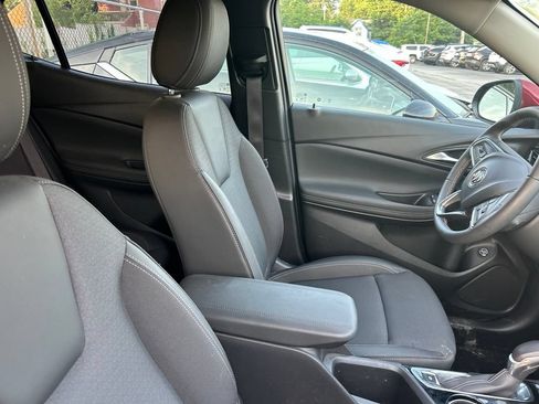 Used 2023 Buick Encore GX Select w/ Sport Touring Package FWD image 10
