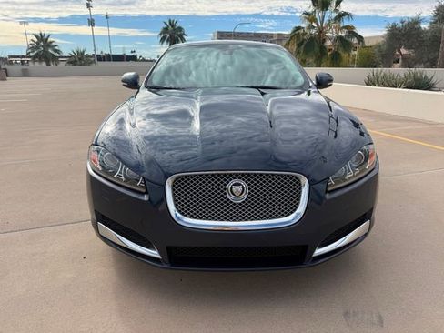 Used 2012 Jaguar XF Base image 30