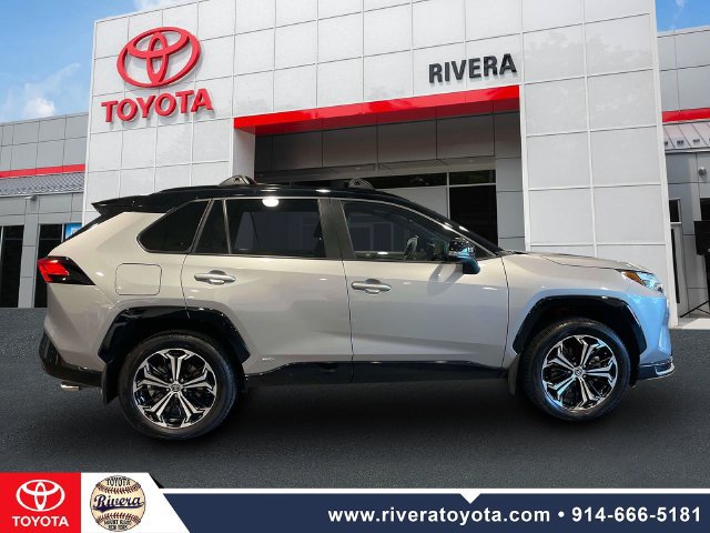 Certified 2025 Toyota RAV4 XSE w/ Premium Package AWD/4WD image 6