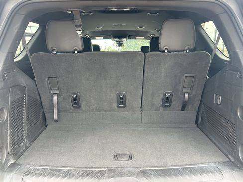 Used 2025 Chevrolet Tahoe LT AWD/4WD image 10