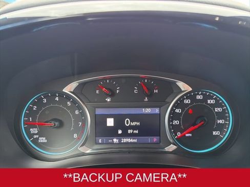 Used 2023 Chevrolet Traverse RS image 10