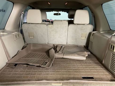 Used 2014 Ford Expedition XLT w/ Leather Seating Package image 11