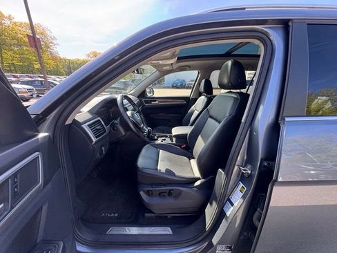 Used 2019 Volkswagen Atlas SEL AWD/4WD image 25