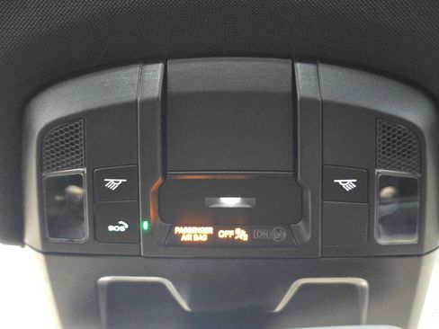 Used 2025 Porsche 911 Carrera S RWD image 29