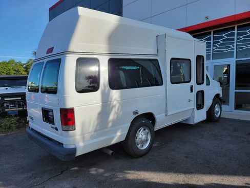 Used 2011 Ford E-350 and Econoline 350 Extended Super Duty w/ PWR Group RWD image 4