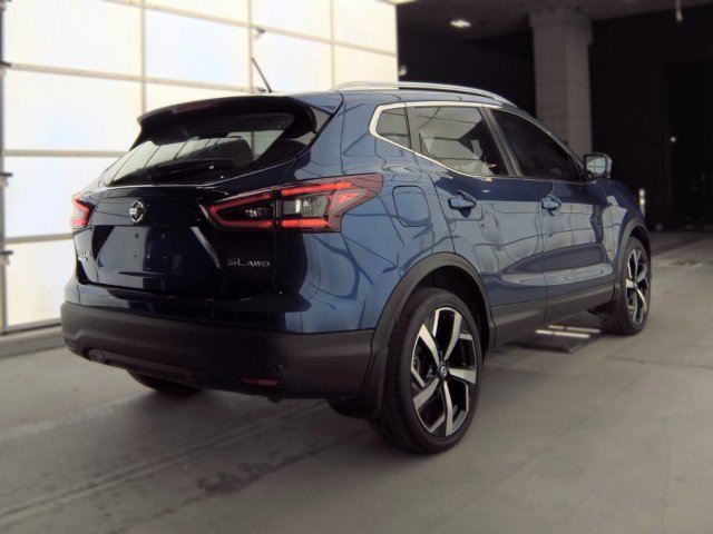 Used 2022 Nissan Rogue Sport SL w/ Premium Package AWD/4WD image 4