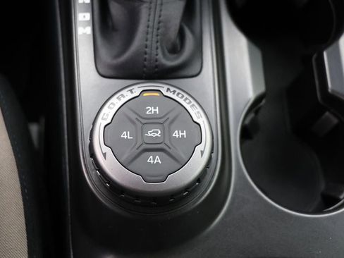 Used 2023 Ford Bronco Wildtrak AWD/4WD image 26