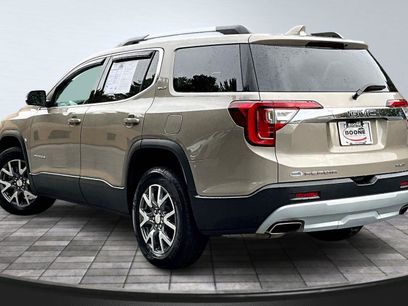 Used 2022 GMC Acadia SLT w/ Technology Package