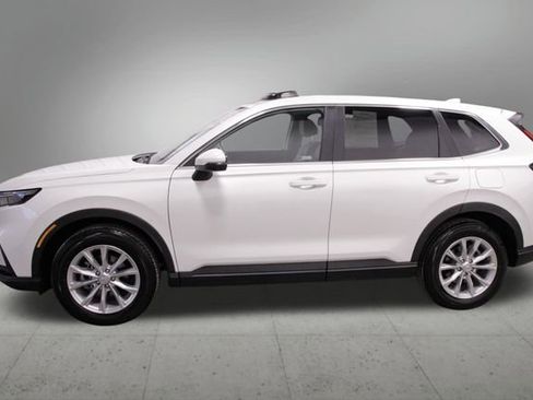 Used 2024 Honda CR-V EX image 3