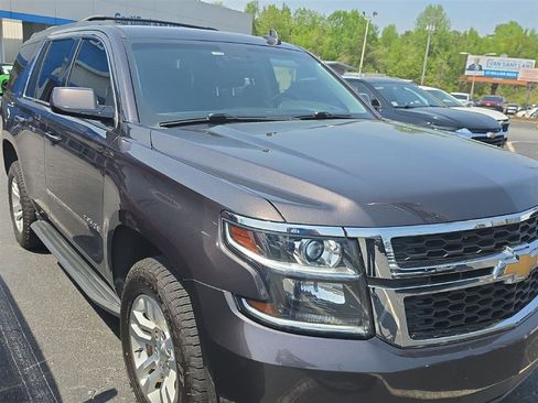 Used 2018 Chevrolet Tahoe LT image 17