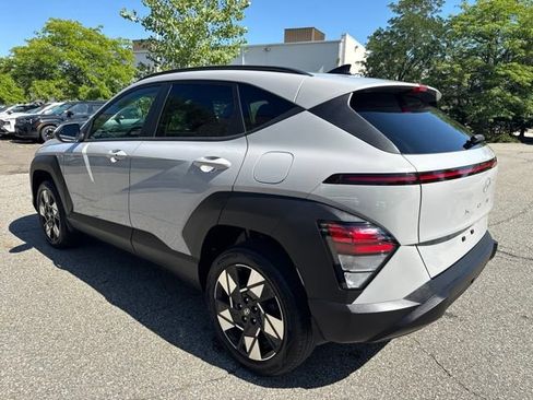 Used 2024 Hyundai Kona SEL AWD/4WD image 14