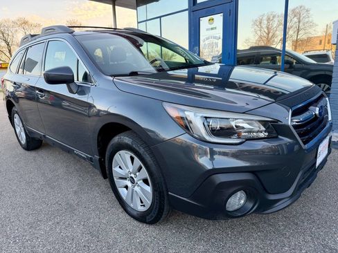 Used 2018 Subaru Outback 2.5i Premium AWD/4WD image 5