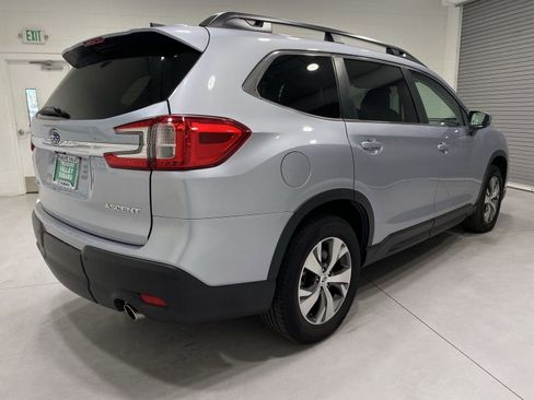 Certified 2024 Subaru Ascent Premium w/ Convenience Package image 8