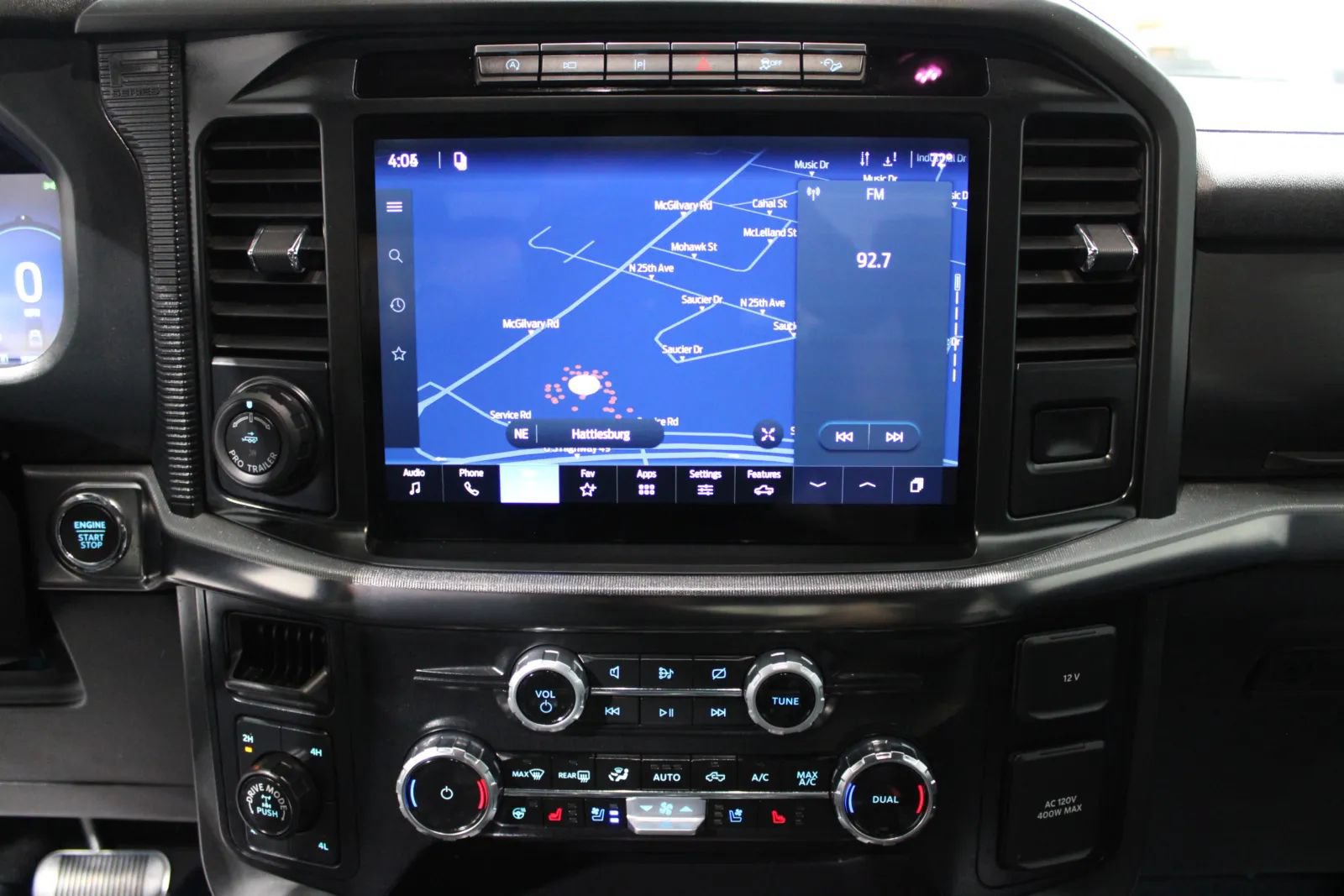 Used 2024 Ford F150 Lariat w/ Equipment Group 502A High AWD/4WD image 24