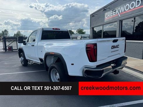 Used 2024 GMC Sierra 3500 Pro AWD/4WD image 3