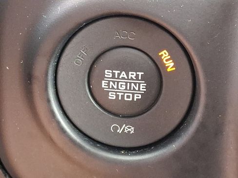 Used 2020 Jeep Wrangler Unlimited Sport AWD/4WD image 23