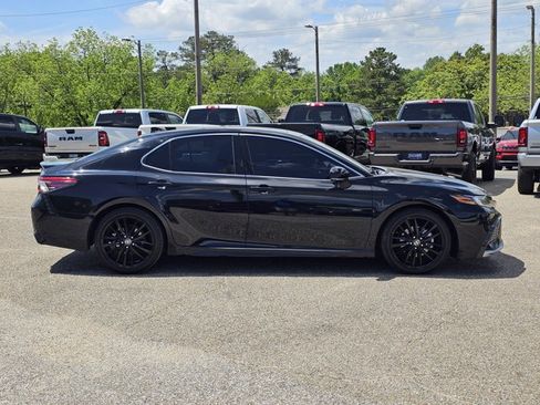 Used 2022 Toyota Camry XSE w/ Navigation Package FWD image 7