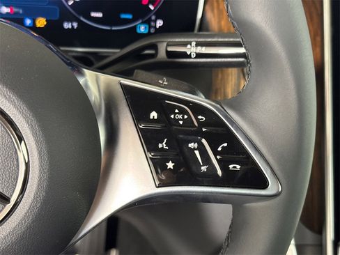 Certified 2025 Mercedes-Benz GLC 300 4MATIC image 26