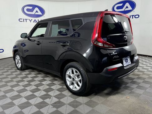 Used 2020 Kia Soul S image 6