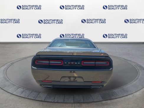 Used 2022 Dodge Challenger GT image 5