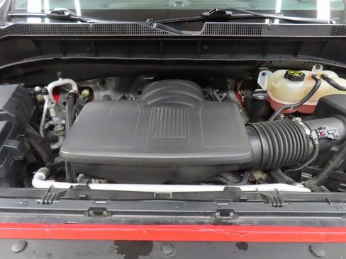 Used 2019 Chevrolet Silverado 1500 RST image 25