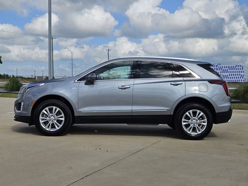 New 2026 Cadillac XT5 Luxury image 3