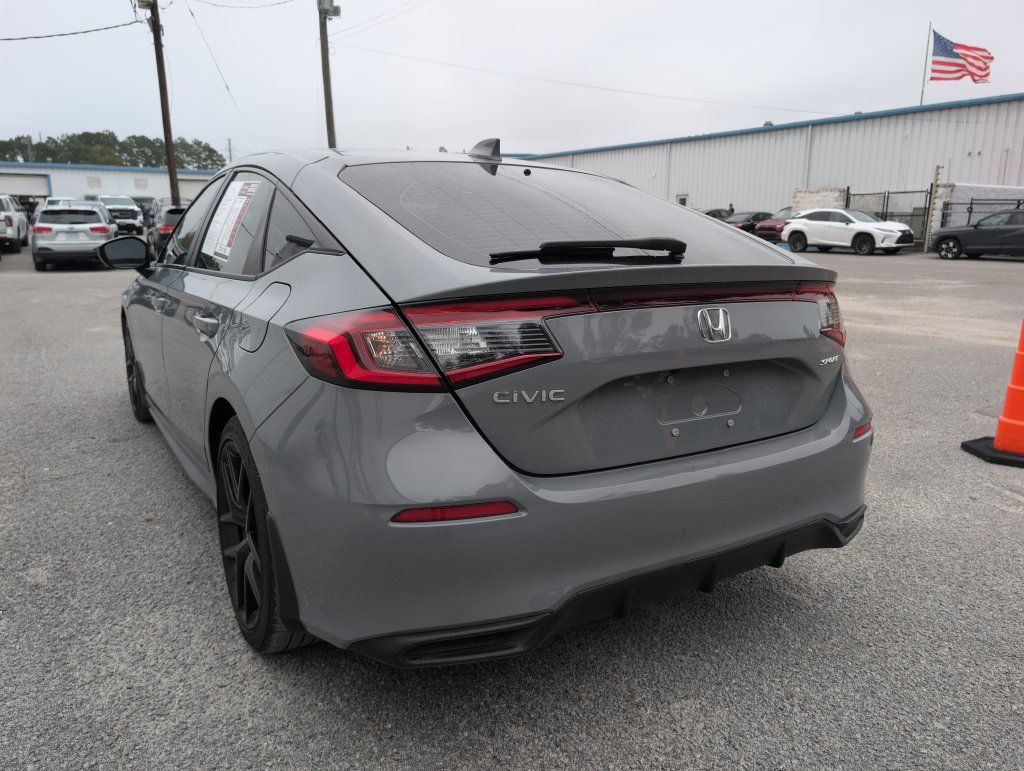 Used 2025 Honda Civic Sport image 6