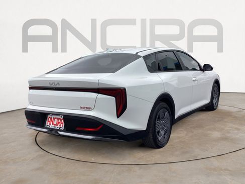 Used 2025 Kia K4 FWD image 12