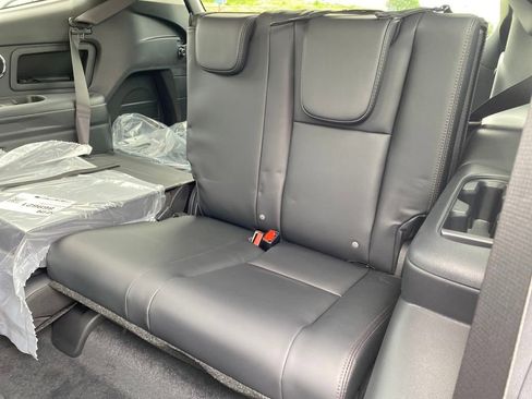 New 2025 Subaru Ascent Bronze Edition image 9