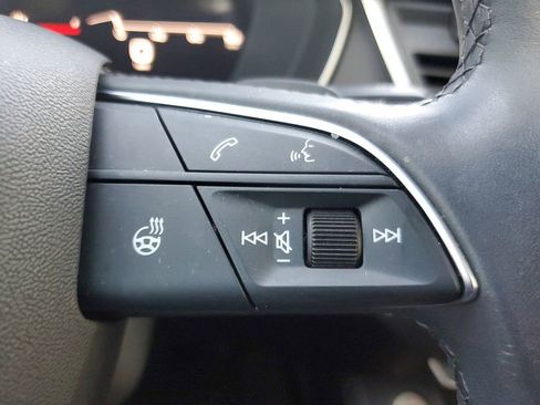 Used 2021 Audi Q5 Prestige w/ Prestige Package image 22