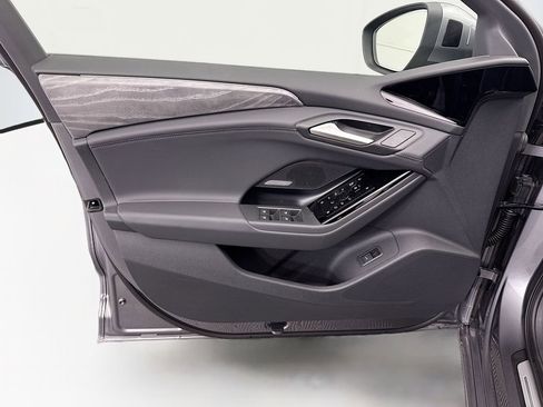 Used 2025 Audi A6 e-tron Premium Plus w/ Premium Plus image 24