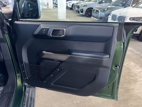 Used 2023 Ford Bronco Outer Banks AWD/4WD image 9