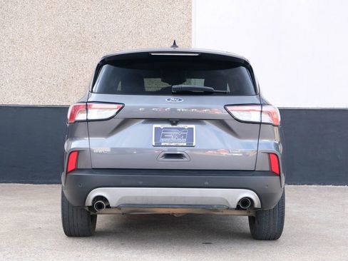 Used 2022 Ford Escape SEL image 16