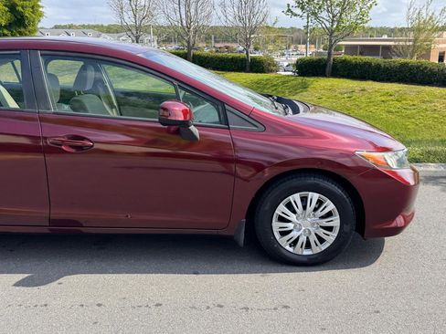 Used 2012 Honda Civic LX image 32