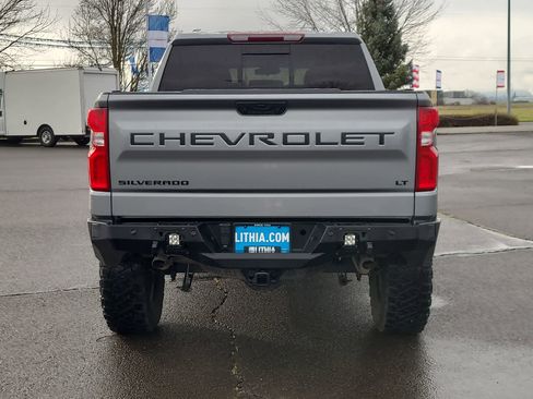 Used 2024 Chevrolet Silverado 1500 LT Trail Boss w/ Convenience Package II image 13