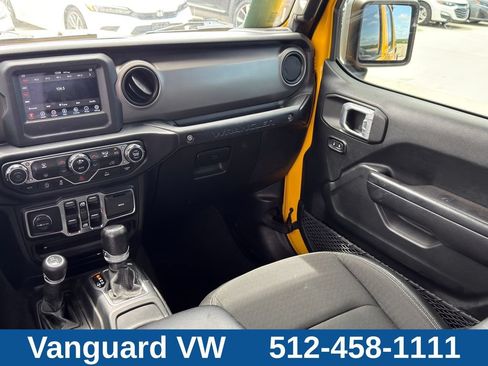 Used 2021 Jeep Wrangler Unlimited Sport AWD/4WD image 29