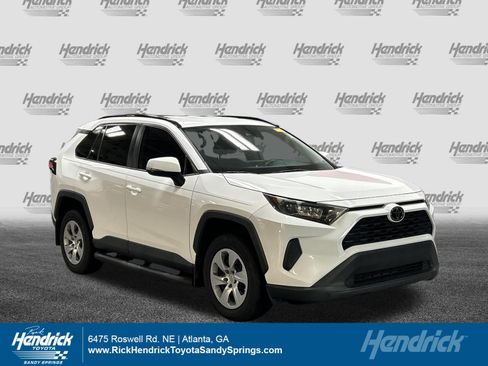 Used 2021 Toyota RAV4 LE AWD/4WD image 1