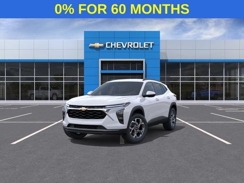 New 2026 Chevrolet Trax LT w/ LT Convenience Package FWD image 8