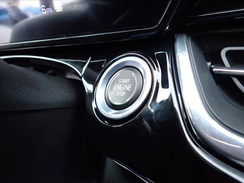 New 2026 Chevrolet Trax RS w/ Sunroof Package image 22