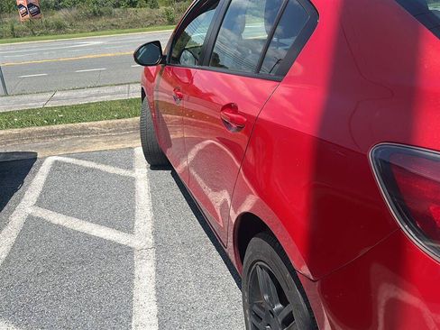 Used 2013 MAZDA MAZDA3 i Touring FWD image 13