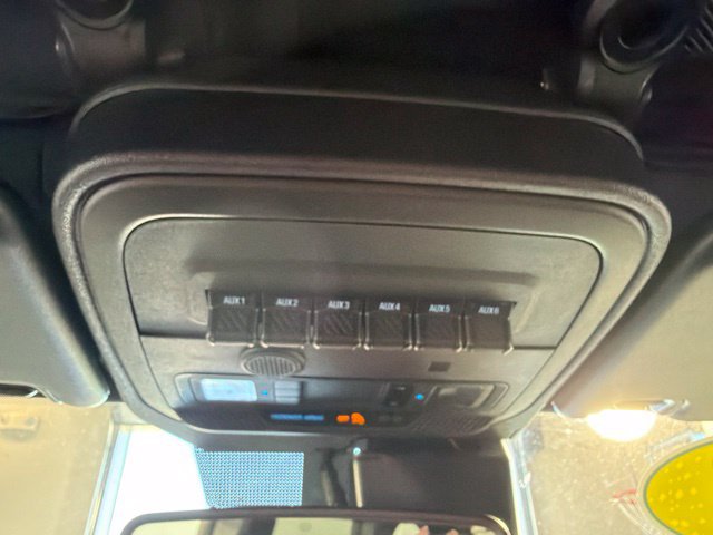 Used 2023 Ford Bronco Wildtrak AWD/4WD image 40