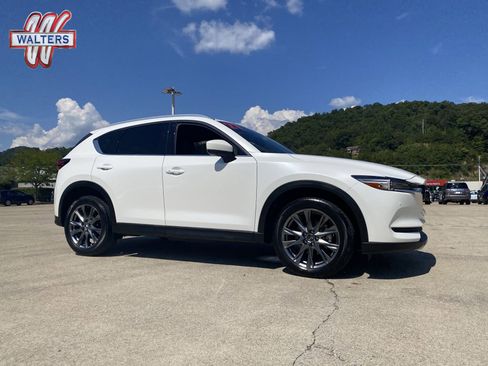 Used 2021 MAZDA CX-5 Signature image 1
