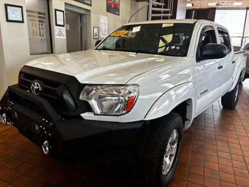 Used 2014 Toyota Tacoma 4x4 Double Cab w/ TRD Off-Road Package image 8